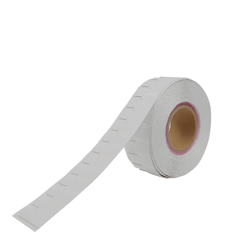 Illustration af den fleksible RFID-labels vandtæthedsklasse IP68 nedsænket i vand for at vise udendørs holdbarhed.