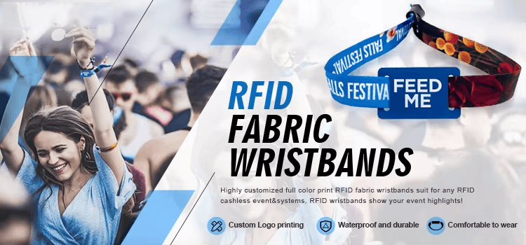 Dette billede viser RFID-armbånd i stof til adgangskontrol og sikkerhedssystemer ved messer.