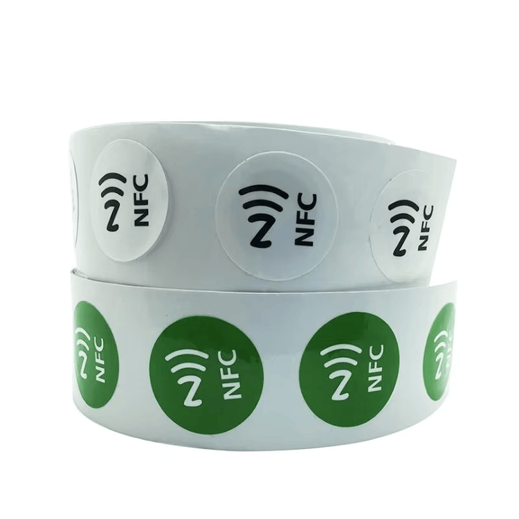 Produktfoto af HF RFID-labels til præcis aktivsporing med kundetilpasset stregkodetryk i kategorien HF RFID-labels.