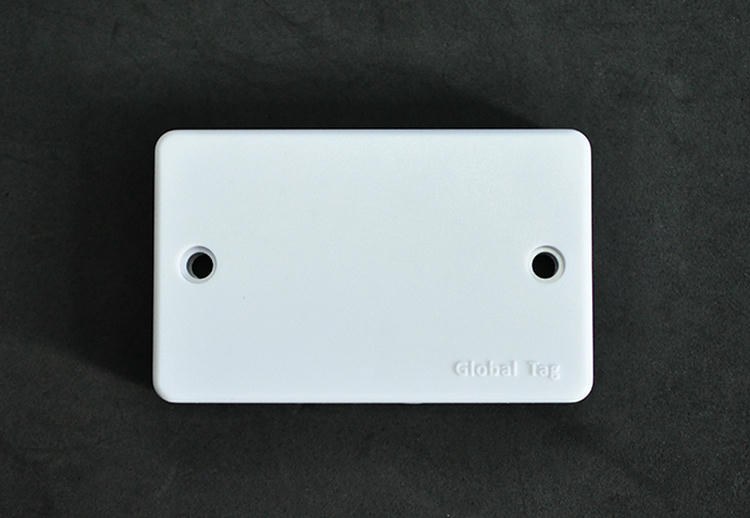 Magnetisk ABS RFID-tag til metaloverflader med poleret kant til sammenligning af RFID-tags til metaloverflader.