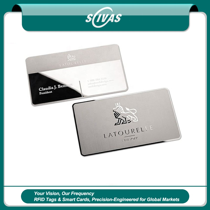 Matte metalvisitkort med raffineret lavglansfinish